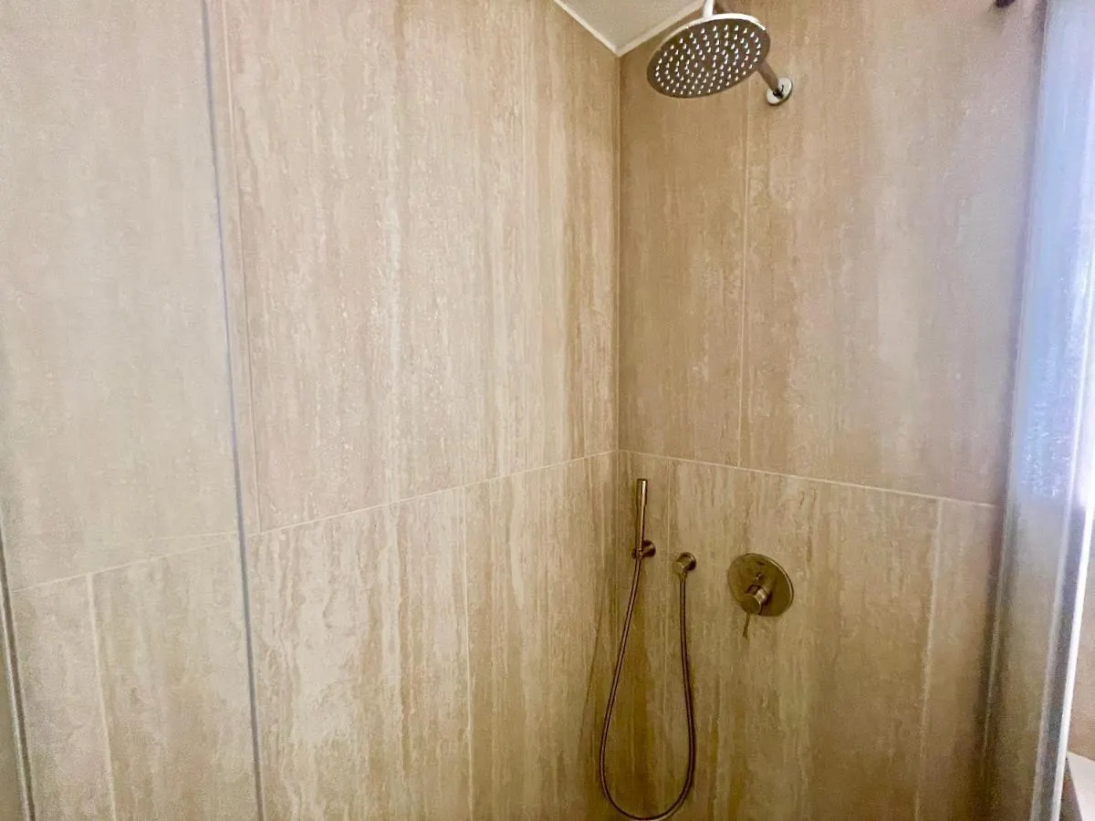 Riverfront Apartment With Balcony And Ac Vienna 0*,  Austria